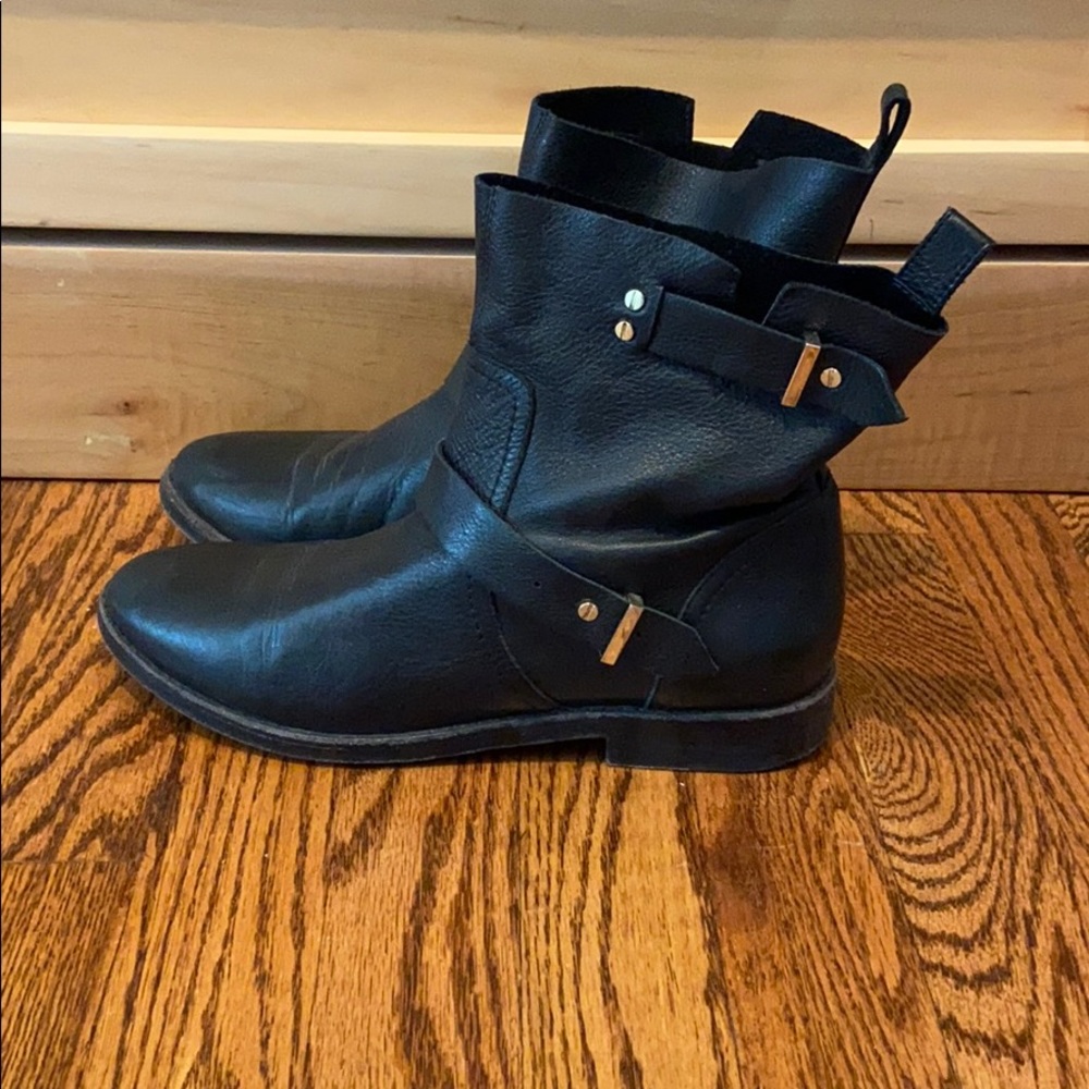 Joie Black leather Moto boots